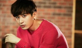 狗仔爆料周雨彤最新,狗仔爆料揭秘甜蜜瞬间